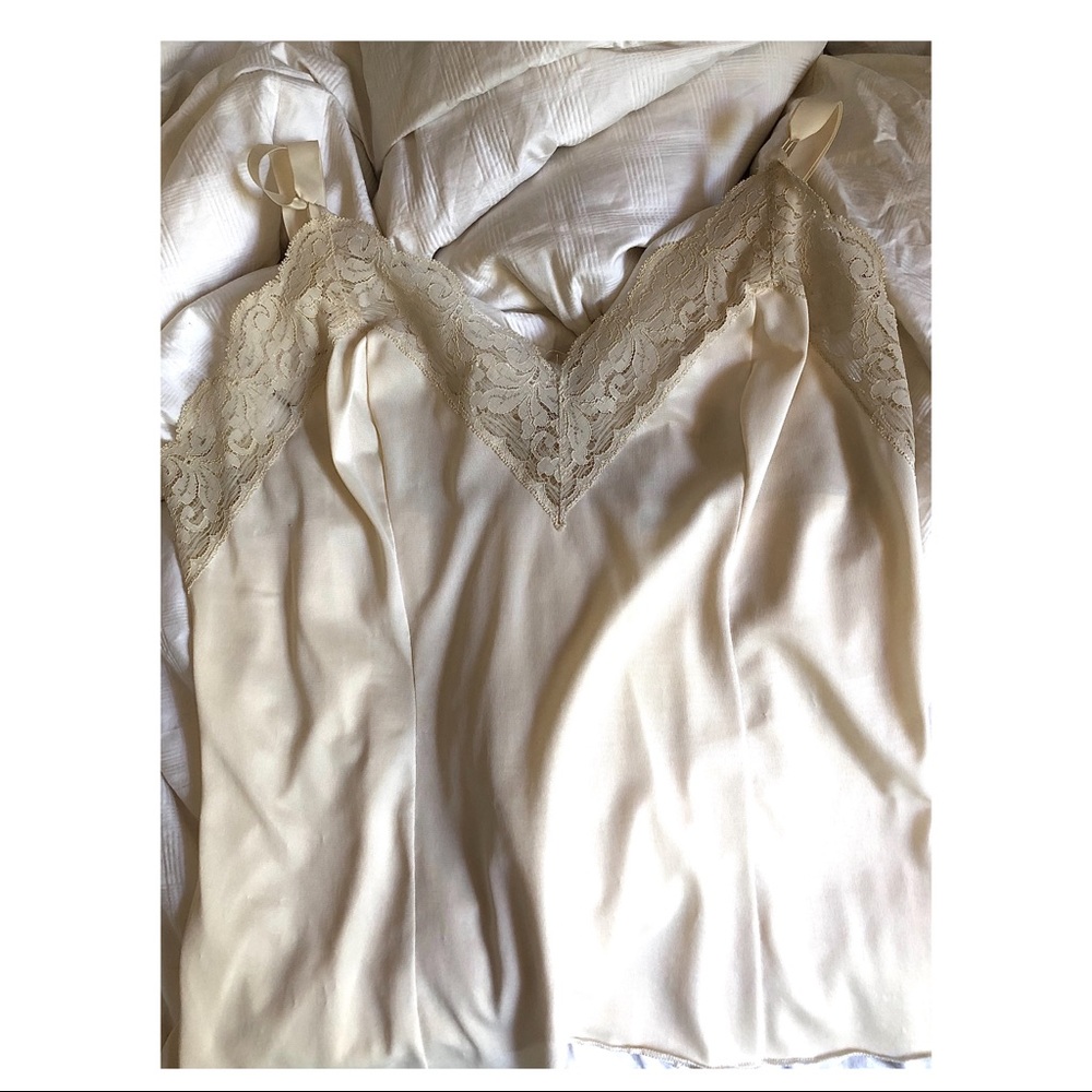 vintage white lace shirt